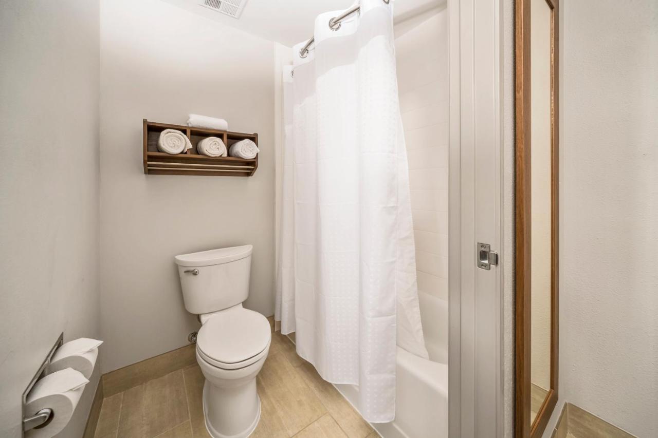 Holiday Inn Express Chicago Northwest-Vernon Hills By Ihg Kültér fotó