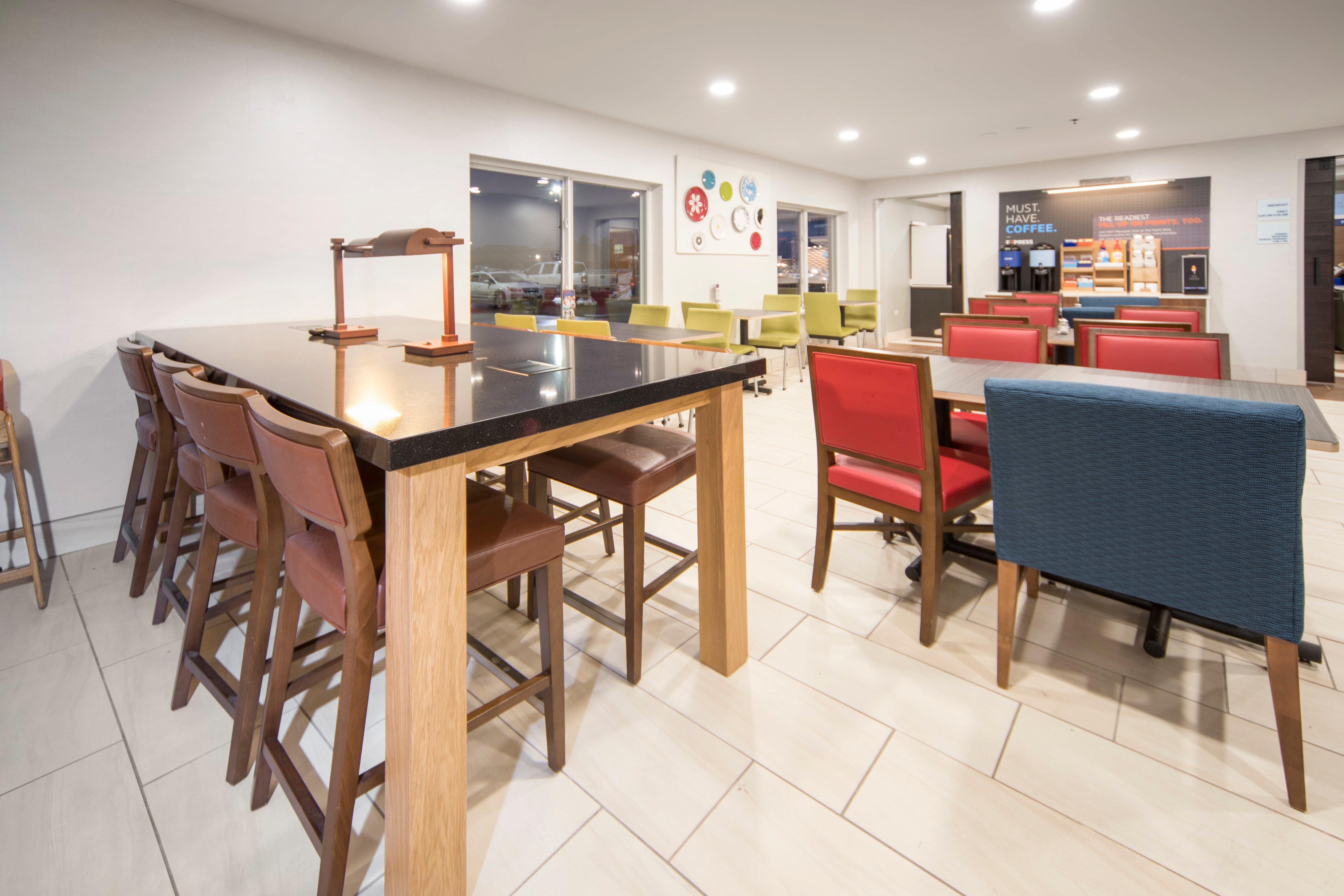 Holiday Inn Express Chicago Northwest-Vernon Hills By Ihg Kültér fotó