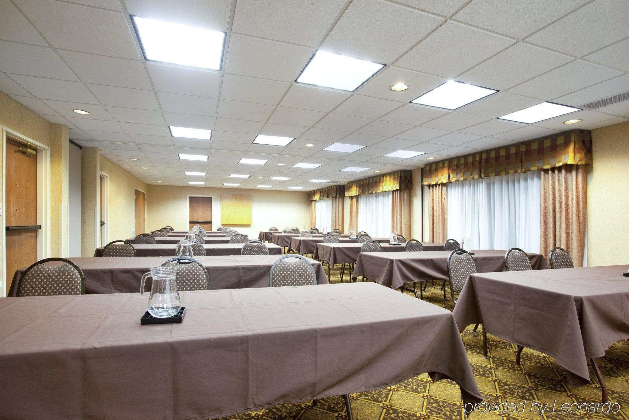 Holiday Inn Express Chicago Northwest-Vernon Hills By Ihg Létesítmények fotó