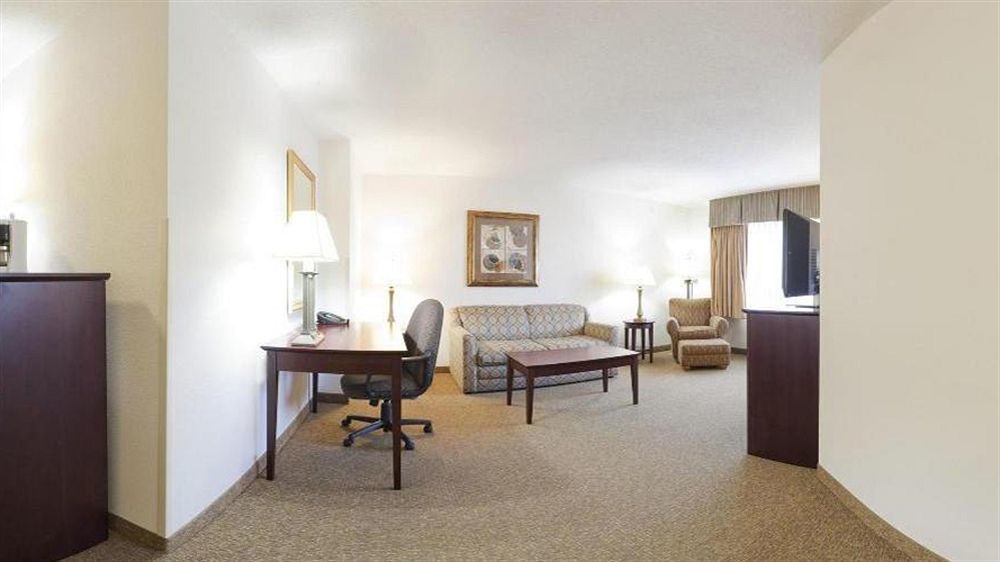 Holiday Inn Express Chicago Northwest-Vernon Hills By Ihg Kültér fotó